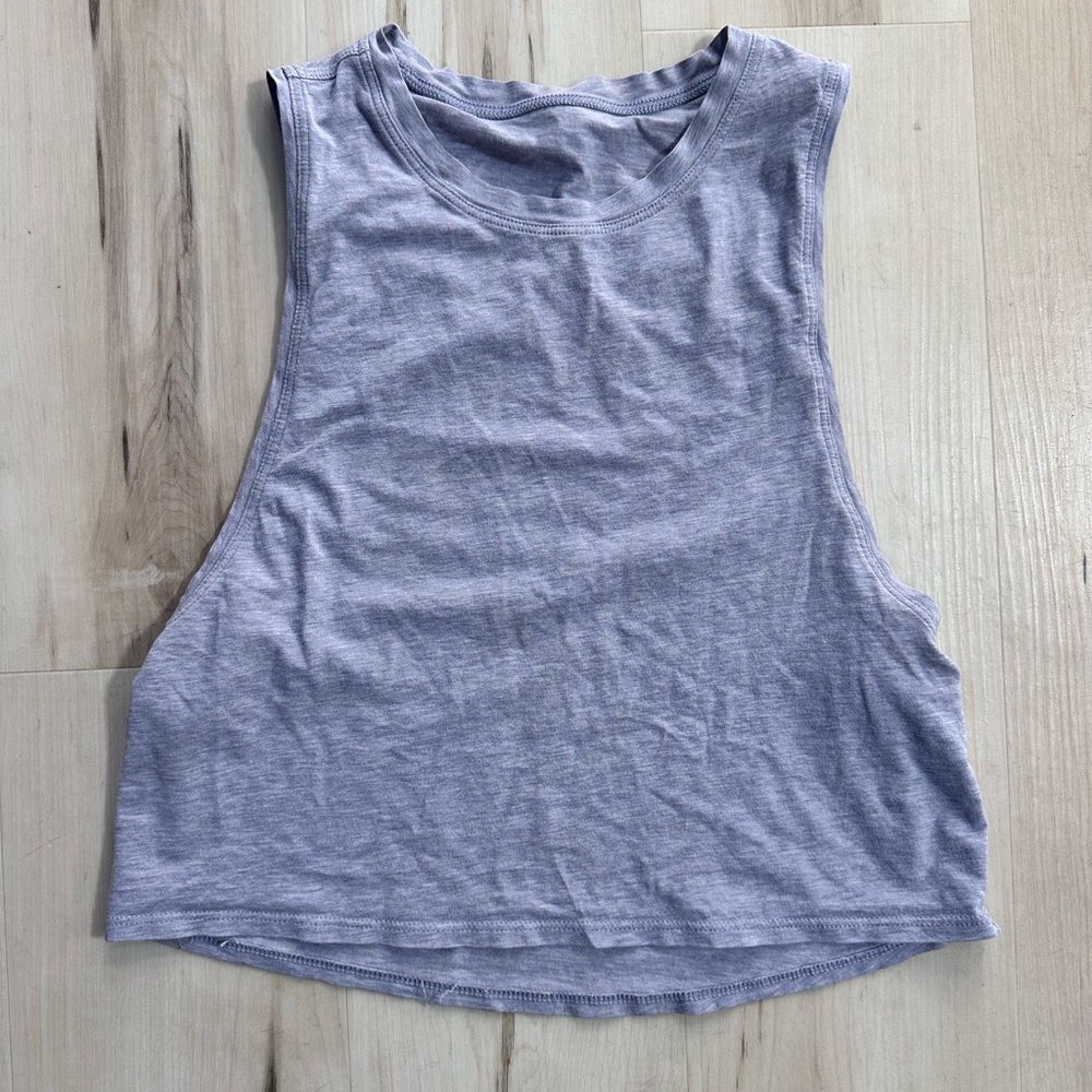 Lululemon cropped tank
